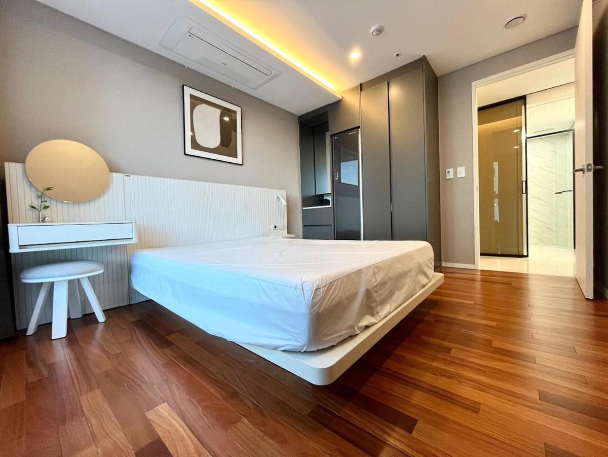 Gangnam Beautiful House Apartment Seoul